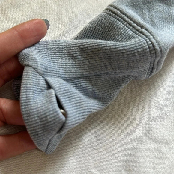 Athleta Light Blue long sleeve pullover size large - Picture 3 of 7